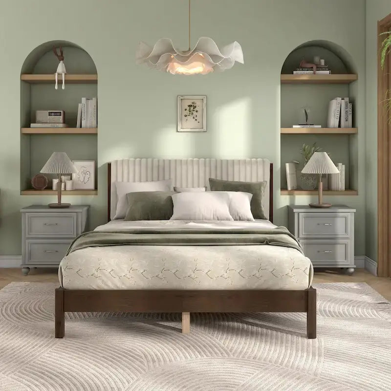 Cama de Plataforma Queen Estofada com Capitonê Moderno e Estrado de Madeira Maciça
